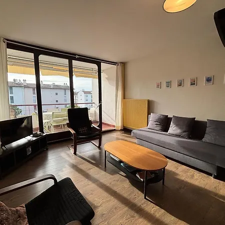 Apartment Duplex T3 Lumineux Avec Terrasse, Parking, A 5 Min Du Centre - Fr-1-239-1092