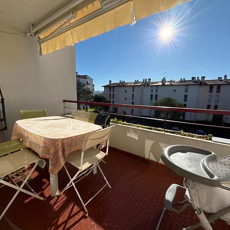 Apartment Duplex T3 Lumineux Avec Terrasse, Parking, A 5 Min Du Centre - Fr-1-239-1092